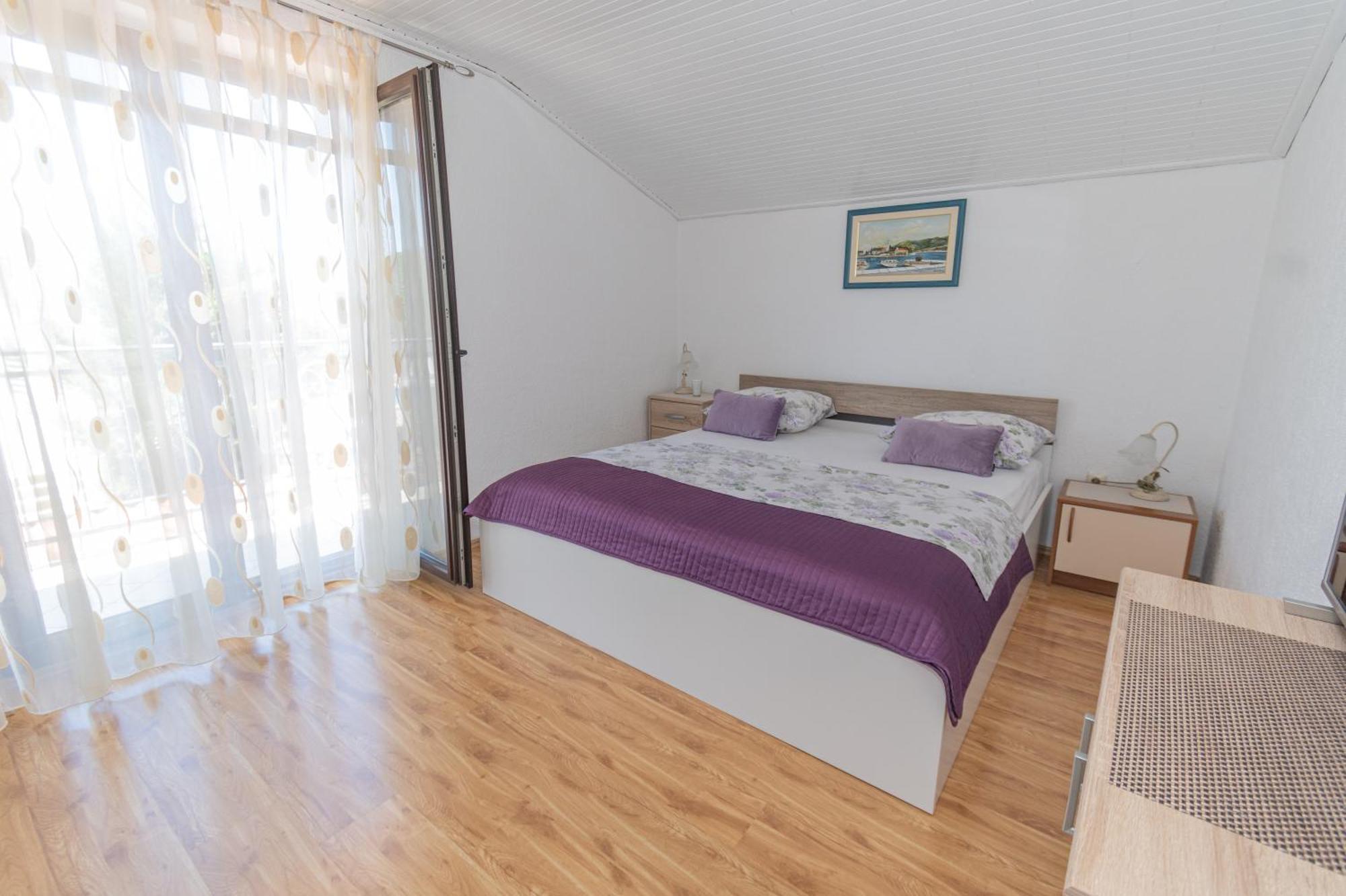 Spacious Villa For 10 With A Big Private Pool Trilj Exterior foto